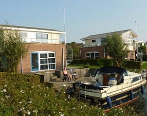 Verblijf 060212 • Vakantiewoning IJsselmeer • Watervilla Noorderbries ( type Lisdodde) tehuur